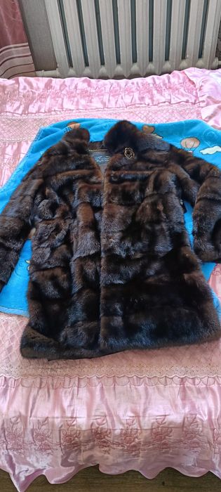 Шуба норковая. дублёнка белый