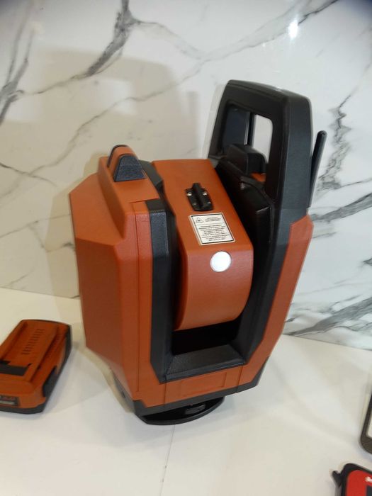 Hilti PLT 400 + PLC 400 - Роботизирана тотална станция