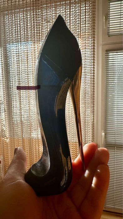 Парфюм на Carolina Herrera