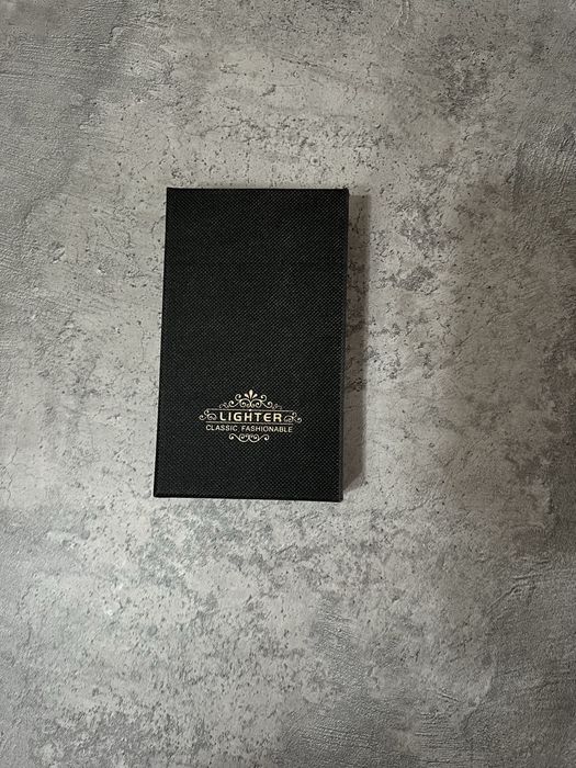 Подарочная коробка для зажигалки