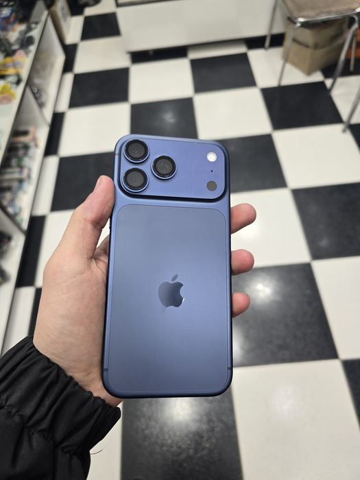 Iphone 17 pro max 256 30seklov