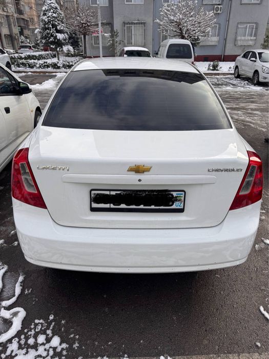 Srochna sotiladi lasetti