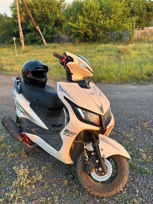 Продам мопед м8