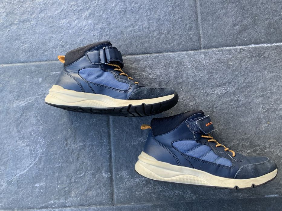 Детски кожени кецове GEOX и маратонки/сникърси HRISTO STOICHKOV