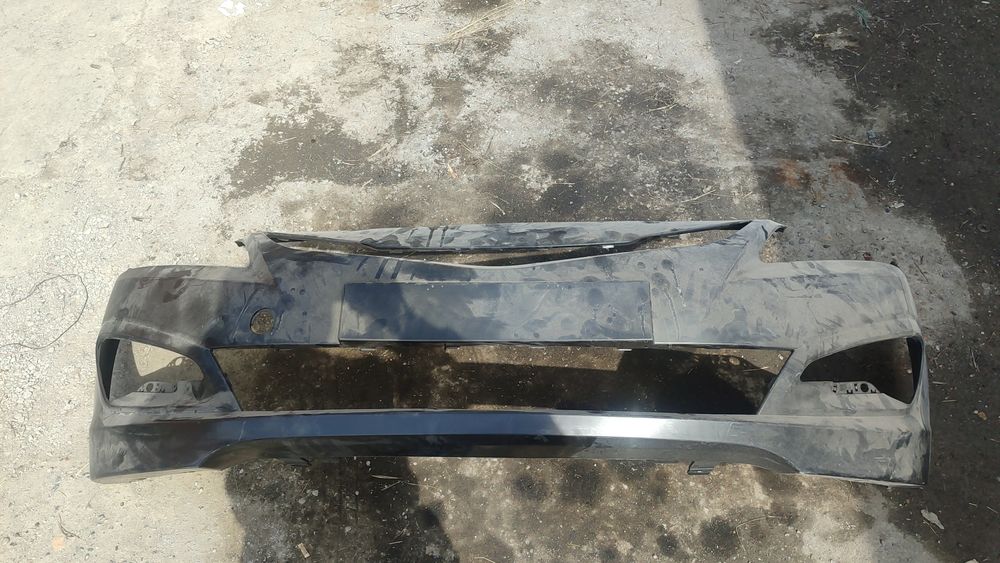 Продам бампер передний