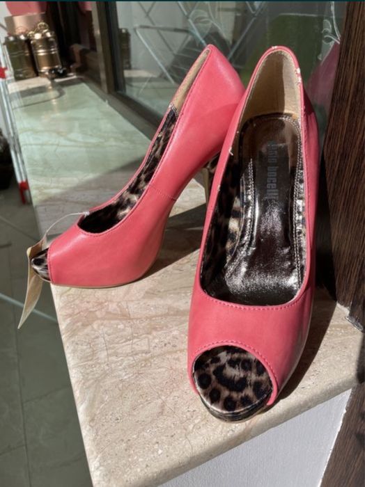 Дамски обувки 38 номер - 3 модела