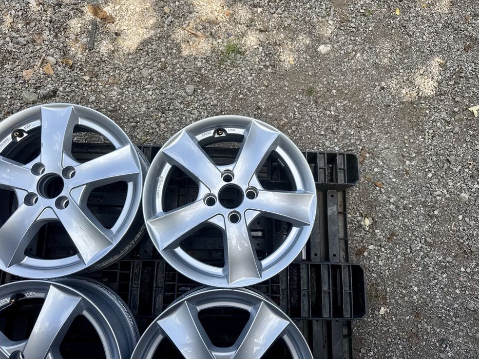 4бр.Алуминиеви джанти DEZENT 15цола 4x100 за Toyota,Suzuki,Kia,Hyundai
