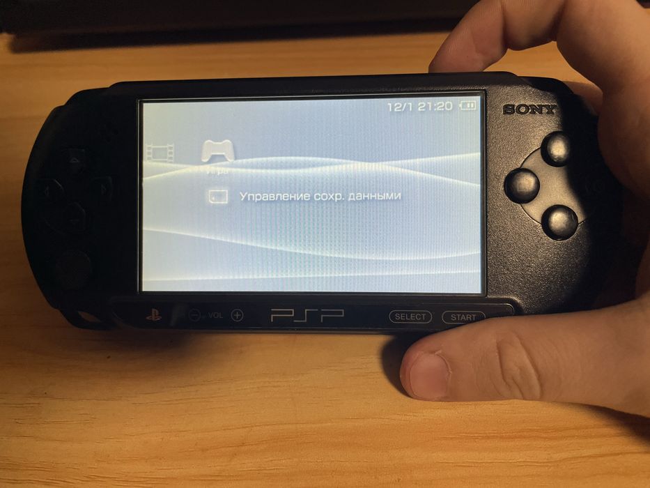 Продам psp e1008