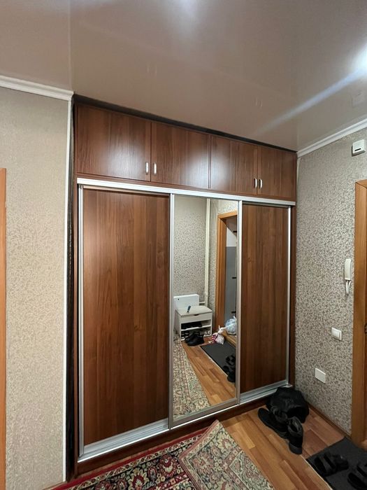 Продам шкаф купе