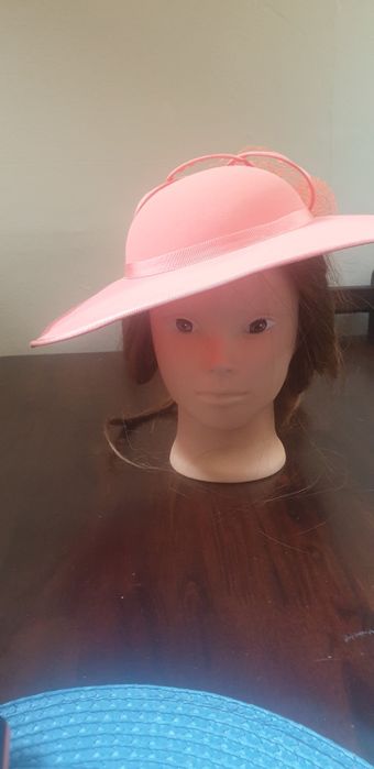 Pălărie pentru nuntă