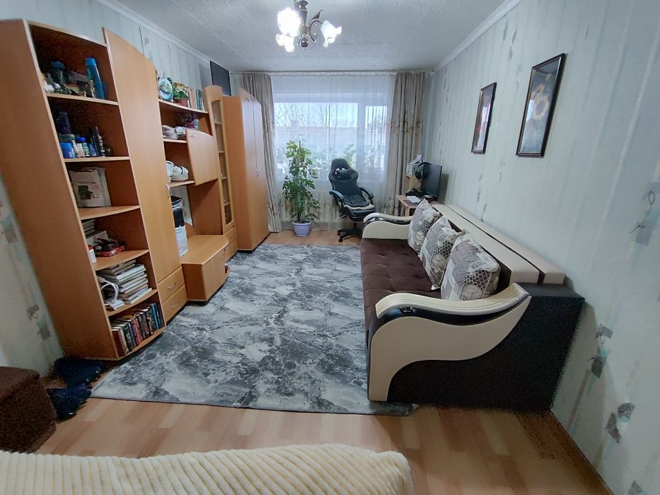 2-комн кв (6-33, 1 эт)