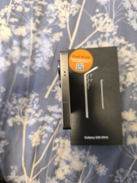 Vând s-au schimb Samsung Galaxy S25 Ultra 5G Titanium Greey