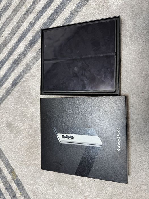 Samsung galaxy z  fold 6