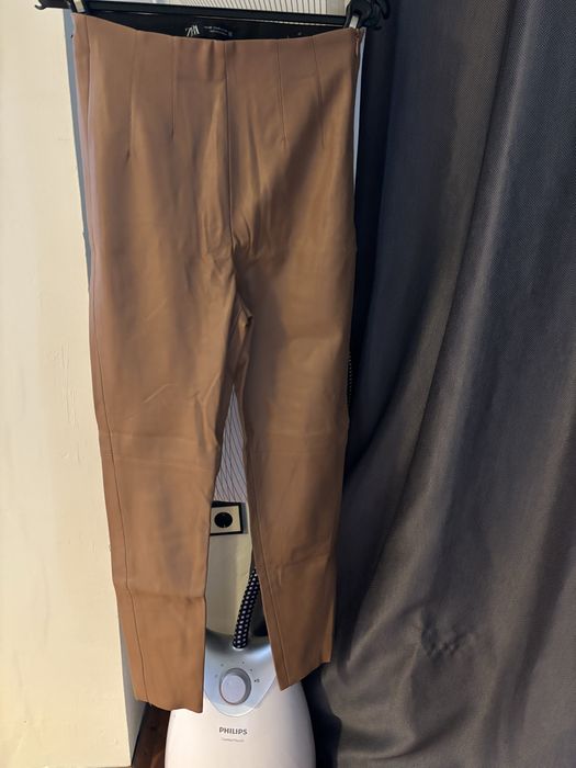 клин от изкуствена кожа Zara