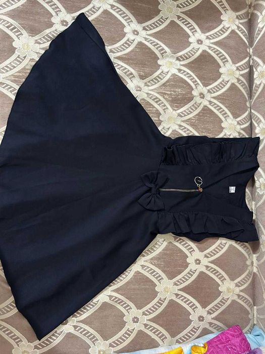 Сарафан в школу  б/у