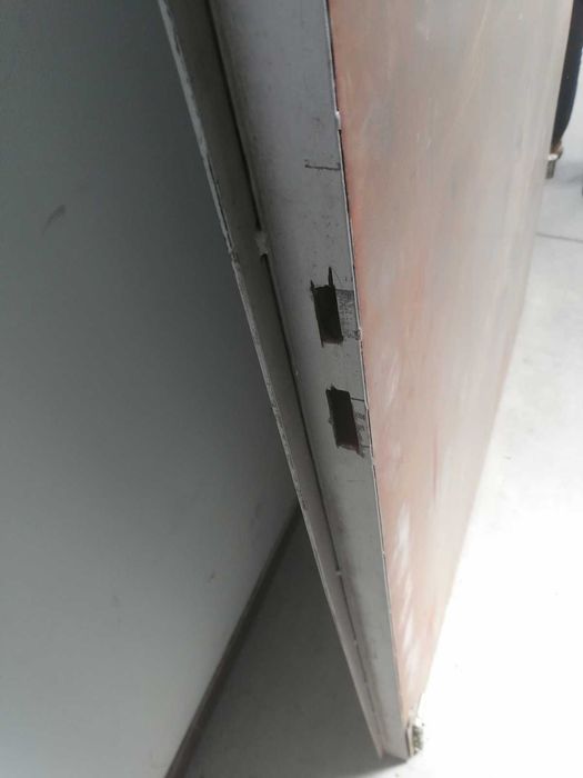 Големи метални врати -чифт