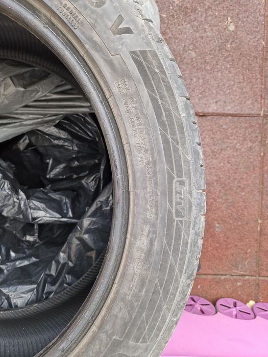 Vand 2 anvelope vara 255/45R19 Conti Sport Contact