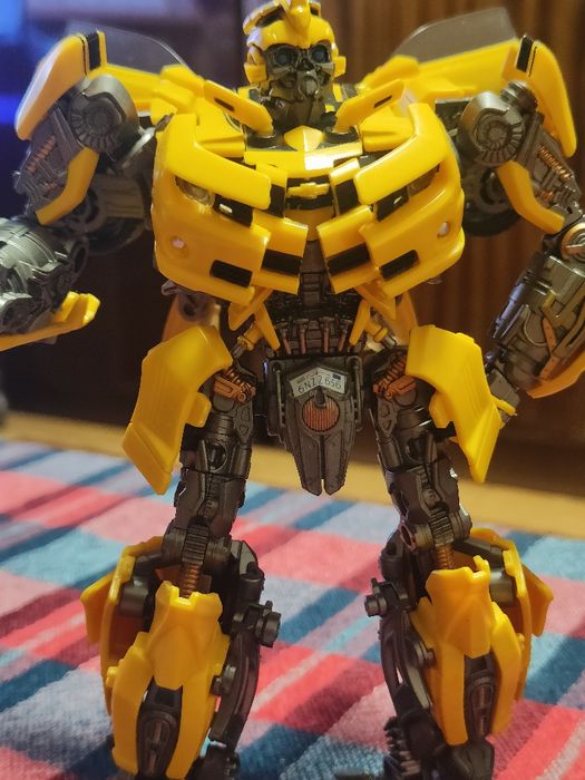 MPM KO Transformers WW - 01 Bumblebee