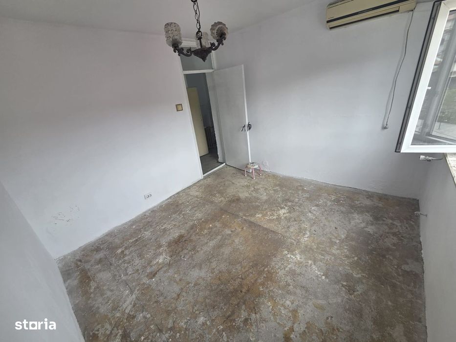 APARTAMENT 2 CAMERE Str. Podgoriilor ---Etaj.3
