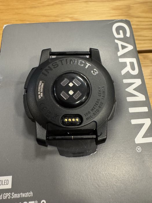 Garmin Instinct 3 AMOLED 45mm