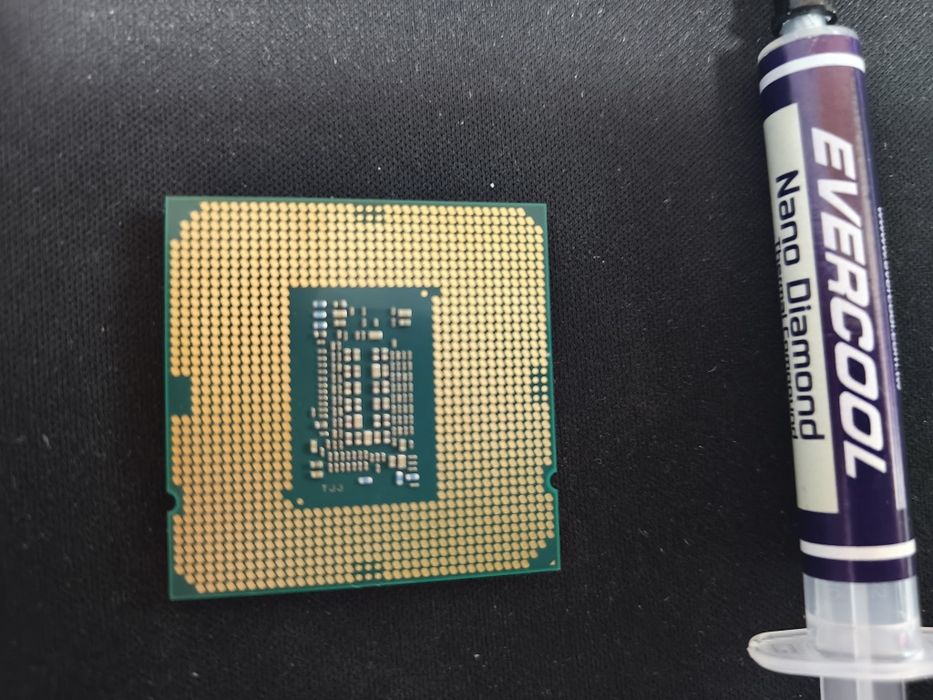 Продам процессор Intel Pentium Gold G6405