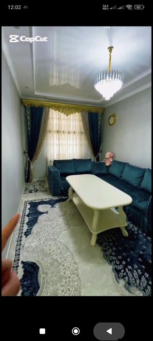 Продается квартира 2 комнатная в 6 том микраене.100 КВ метр