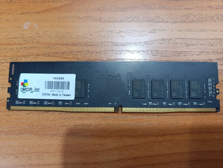 Оперативная память 16gb/2666mz одна плашка