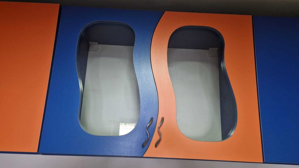 3 corpuri de mobila de vanzare