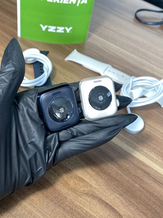 Apple Watch Seria SE 3 / 40 mm / GPS / Gold/ Black |