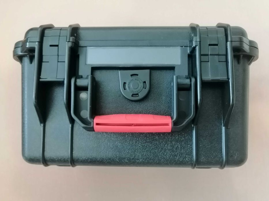 Водолазен комуникатор/Комуникатор за един или двама водолази.