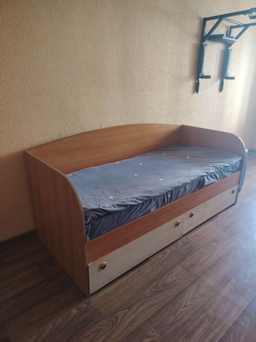 Шкаф угловой б/у