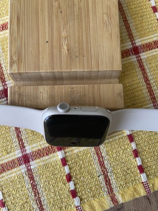 Продам часы Apple watch