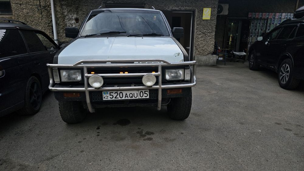 Продам Nissan terrano 1