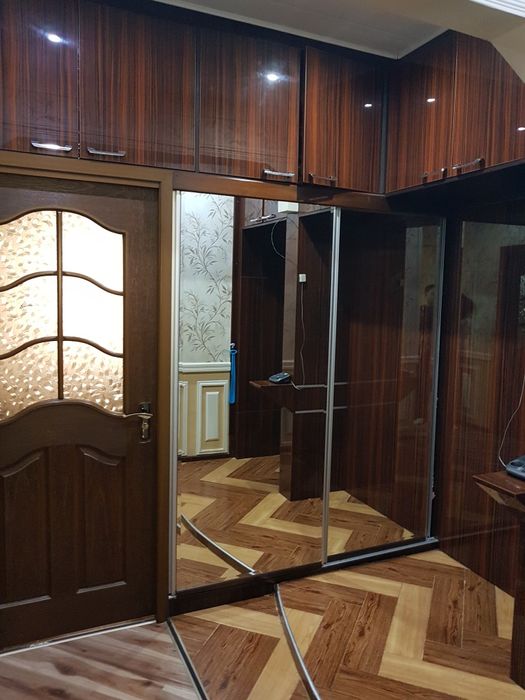 Продаётся 5 ти комнатная квартира. Медгородок . Камарнисо. Шифокорлар.