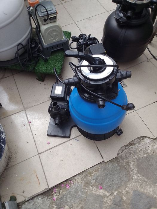 Vând filtru nisip piscine