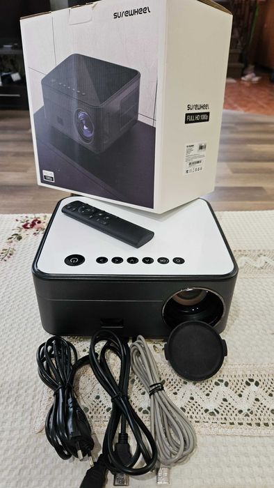 Proiector SureWheel-FULL HD, LED 13000 Lumeni - Un cadou de Craciun