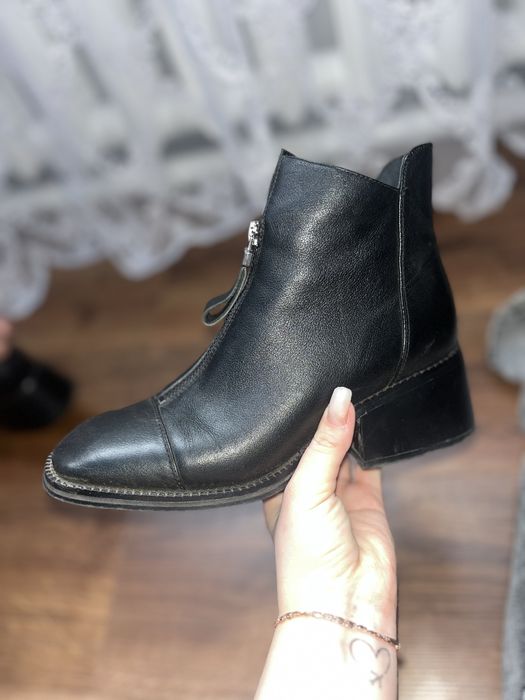 Продам ботинки Осень-Весна