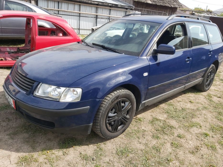Portiere vw passat b5 albastru break cod culoare LA5E