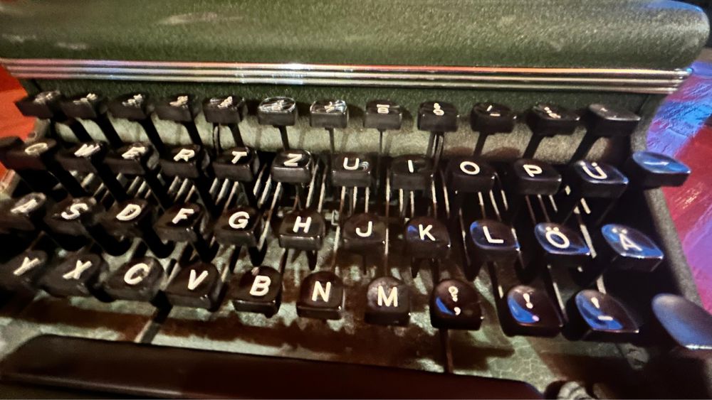 Vand masina de scris Triumph Norm6, anii 50