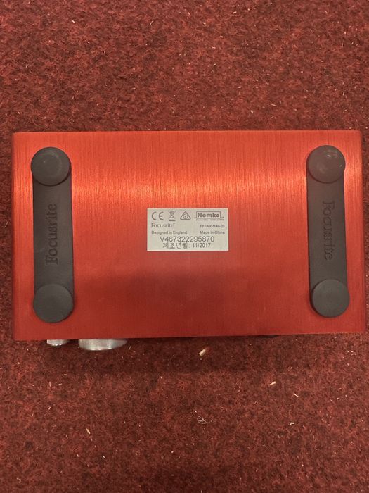 Interfață audio USB  focusrite