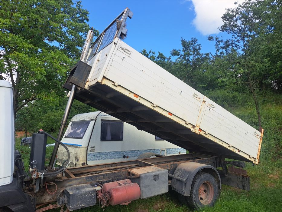 Mercedes benz 814 7.5 t basculabil