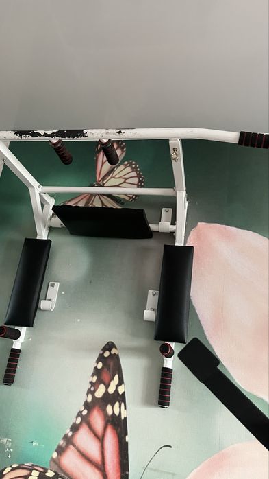 Турник,тренажер-инверсионный стол