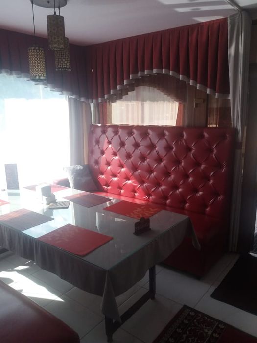 Мебель для кафе баров и ресторанов