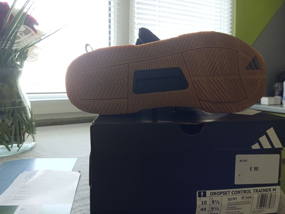 Маратонки adidas