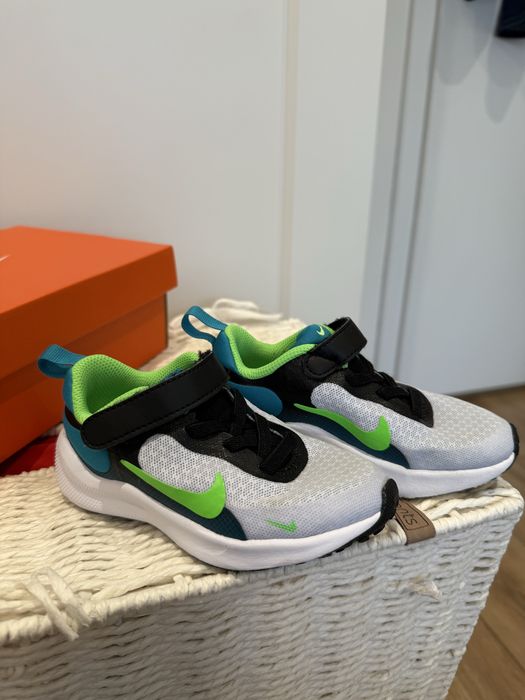 Детски маратонки Nike