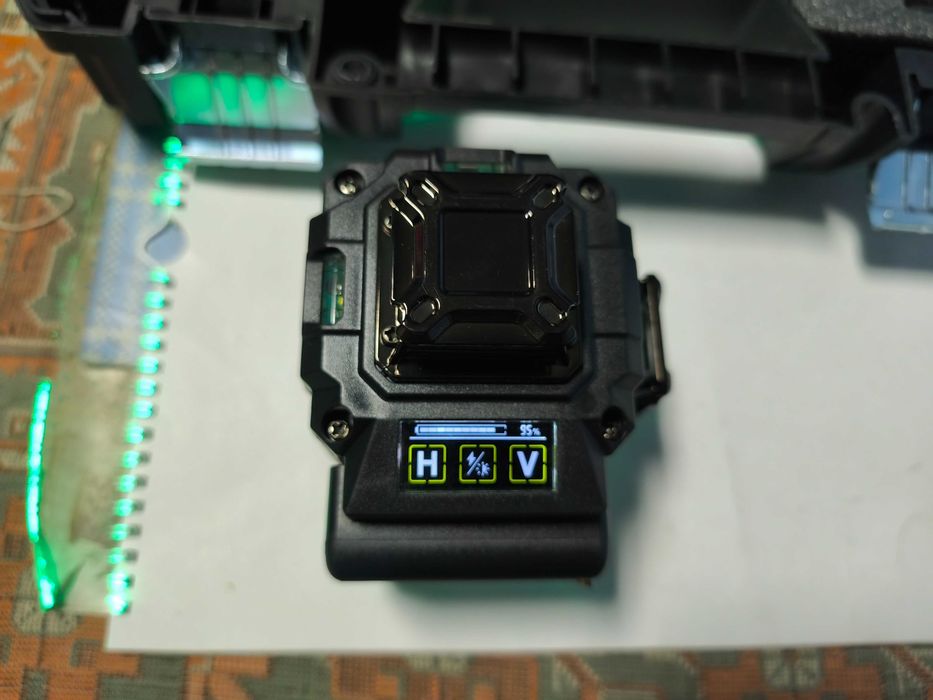 Nivela laser 4D cu 16 linii verzi ultra precise
