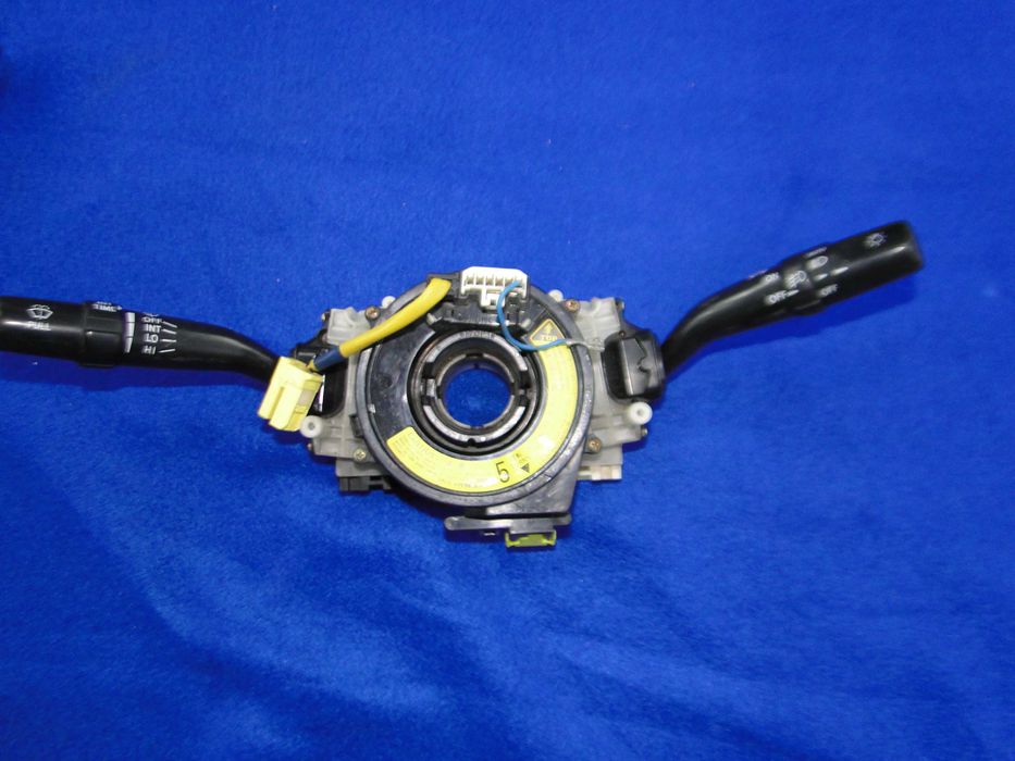 Подрулевой переключатель Toyota Mark verossa JZX110 2.5 AT