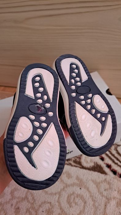 Продам ботиночки