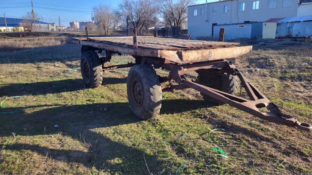 Прицеп зиловский бортовой