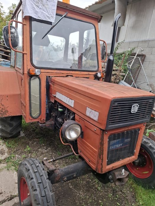 Tractor utb 445 cu cabina